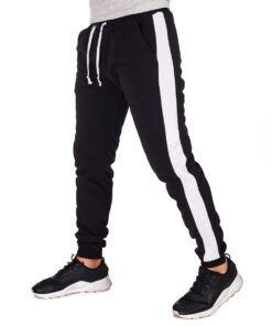 Спортивные штаны, цвет черный с лампасами, на флисе, осень-зима.